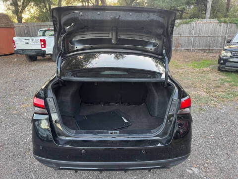 2021 Nissan Versa SV