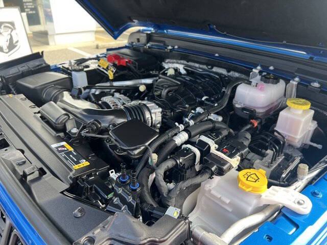 2024 Jeep Gladiator Sport S