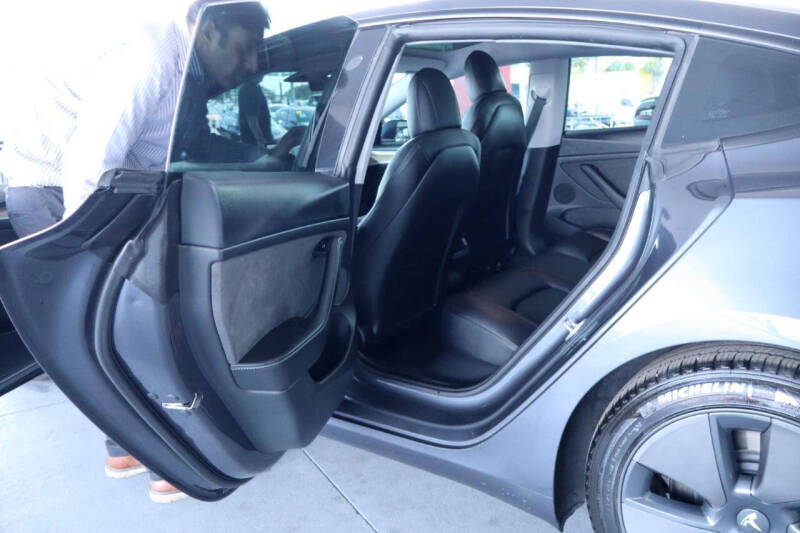 2021 Tesla Model 3 Long Range