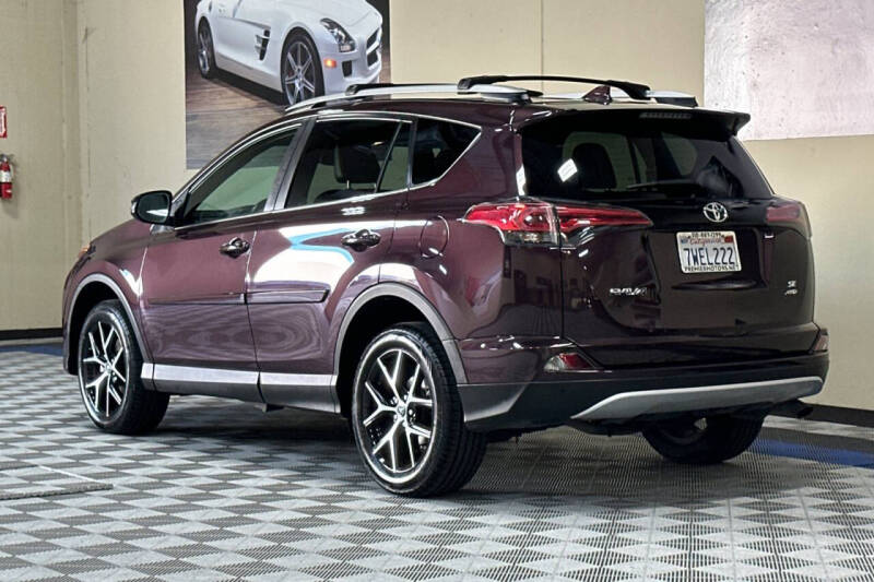 2016 Toyota RAV4 SE