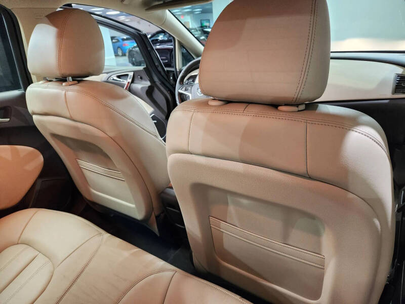 2013 Buick Verano Leather Group