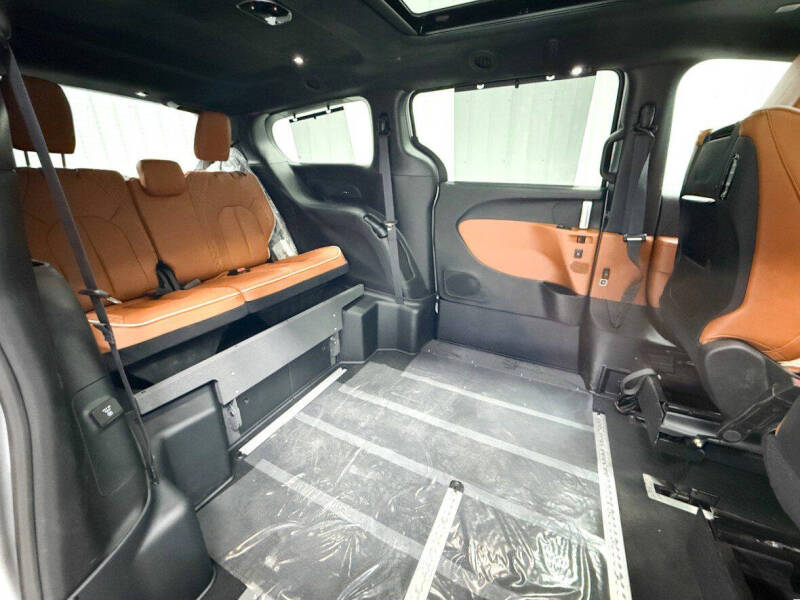 2026 Chrysler Pacifica Pinnacle