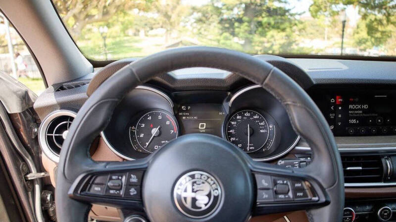 2021 Alfa Romeo Stelvio Ti Sport