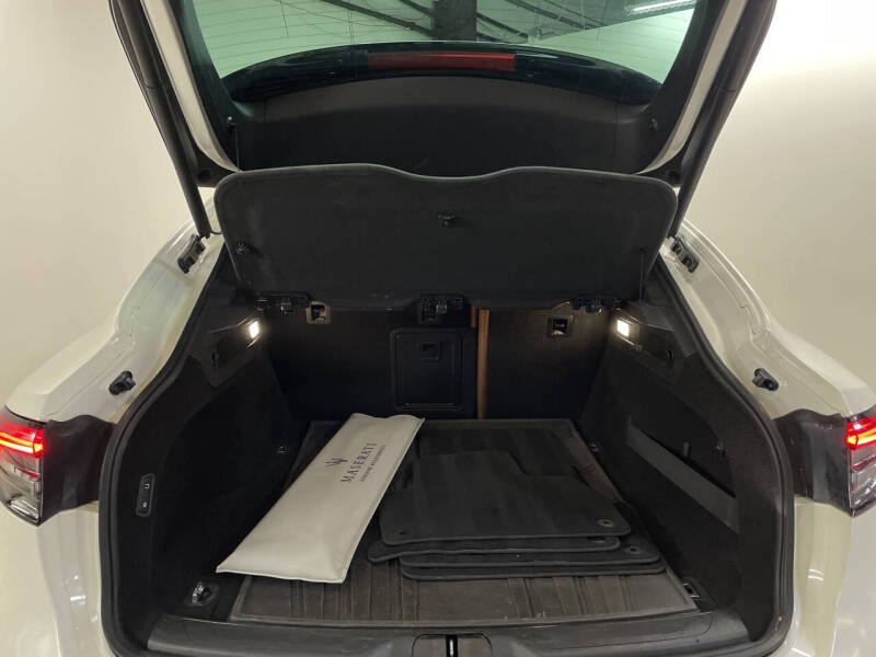 2021 Maserati Levante