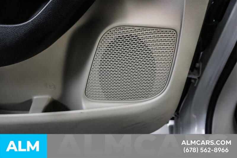 2024 Chrysler Pacifica Plug-In Hybrid Select