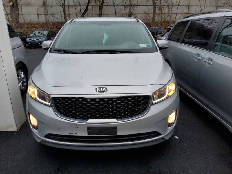 2018 Kia Sedona for sale at Deals on Wheels in Suffern NY