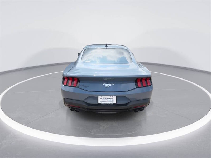 2024 Ford Mustang EcoBoost