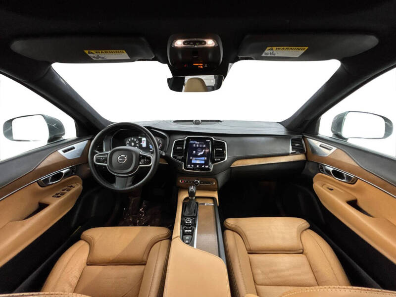 2017 Volvo XC90 T6 Inscription