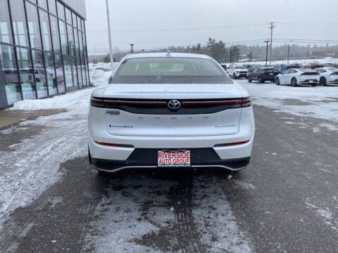 2025 Toyota Crown Platinum