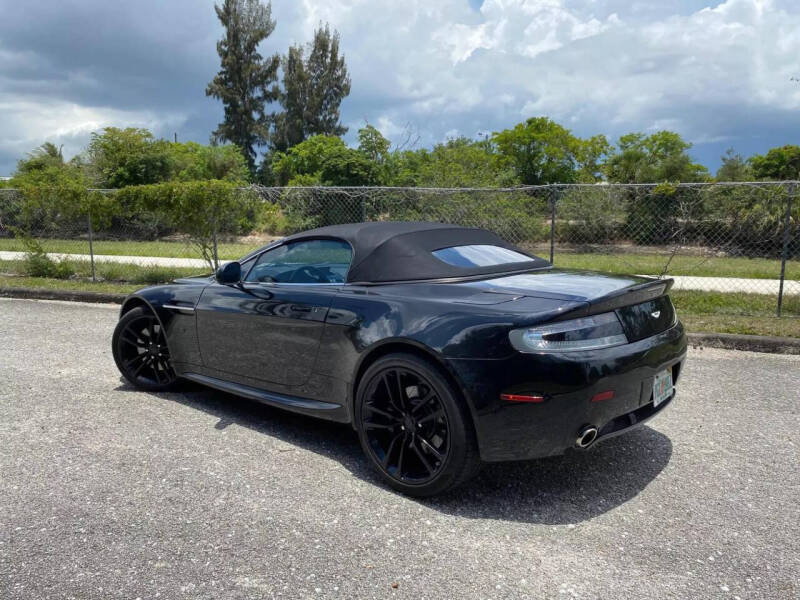 2011 Aston Martin V8 Vantage