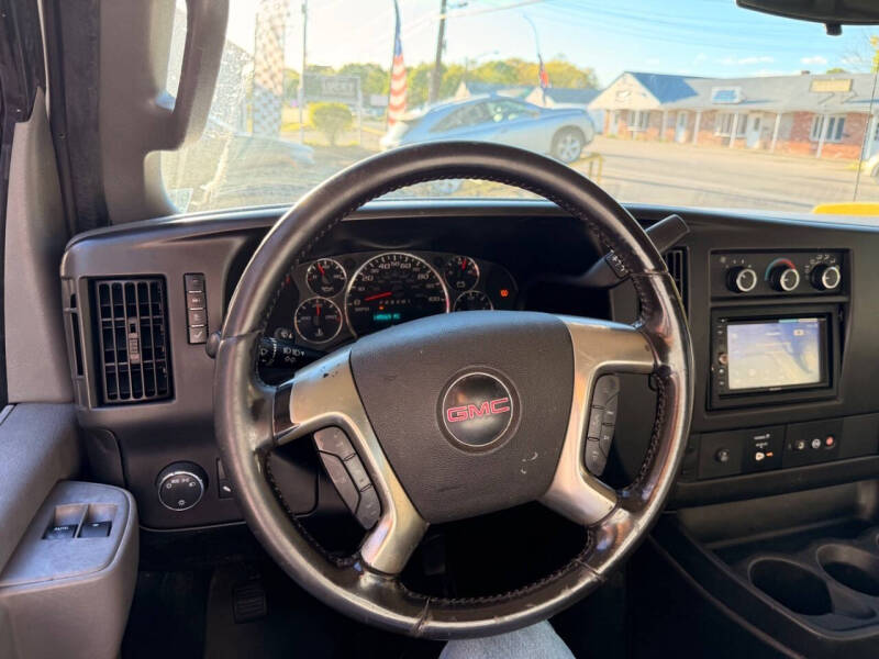 2017 GMC Savana 2500