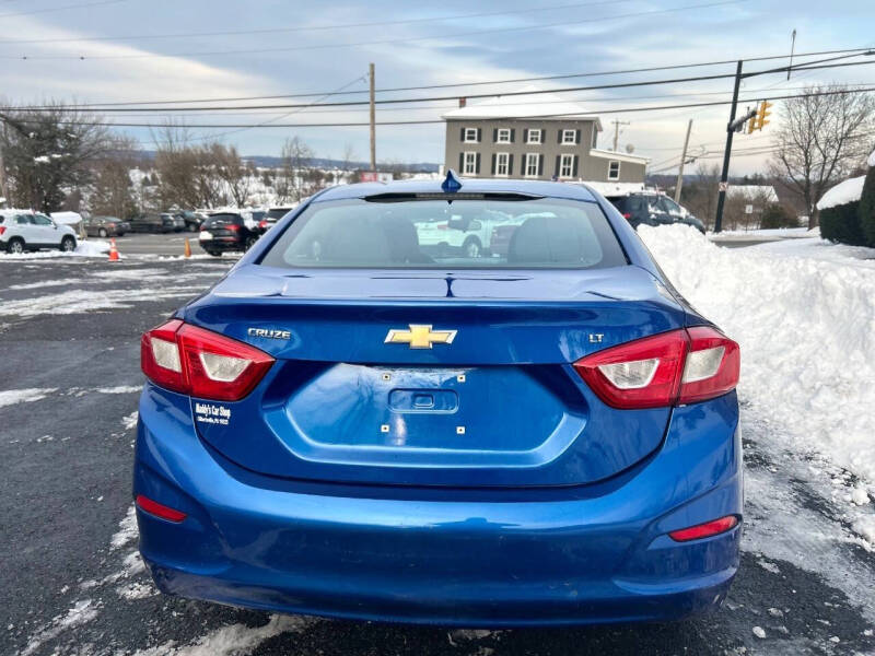 2017 Chevrolet Cruze LT Auto