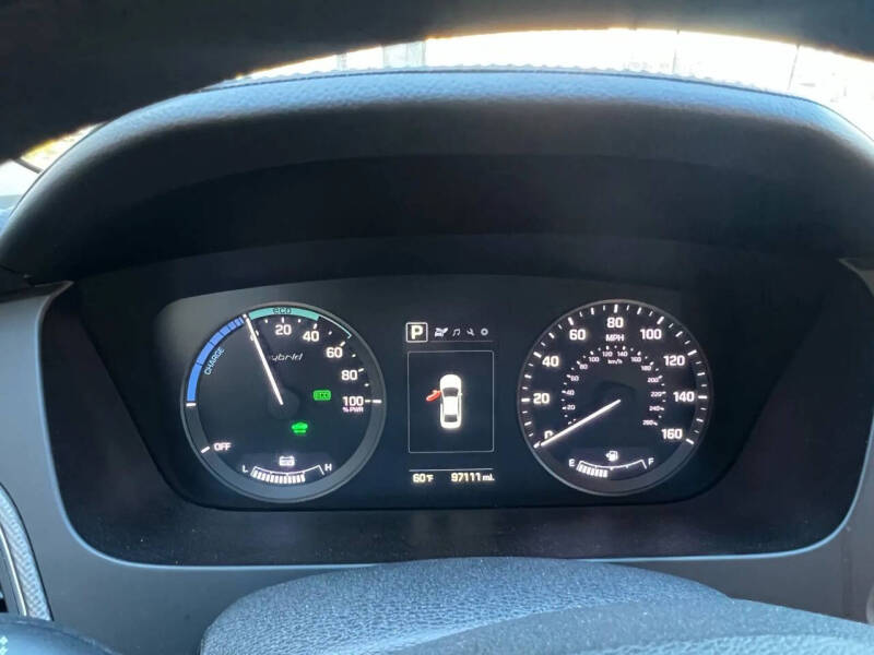 2016 Hyundai Sonata Hybrid SE