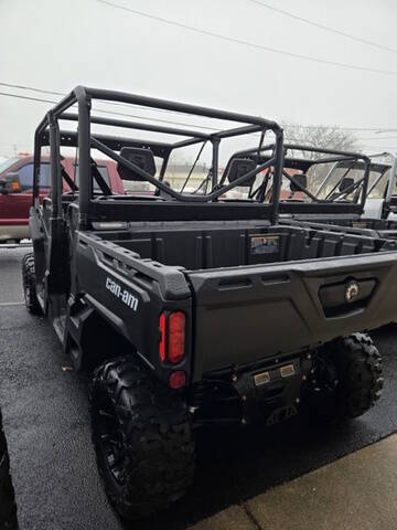 2025 Can-Am Defender Max