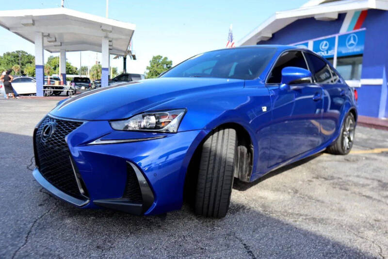 2019 Lexus IS 300