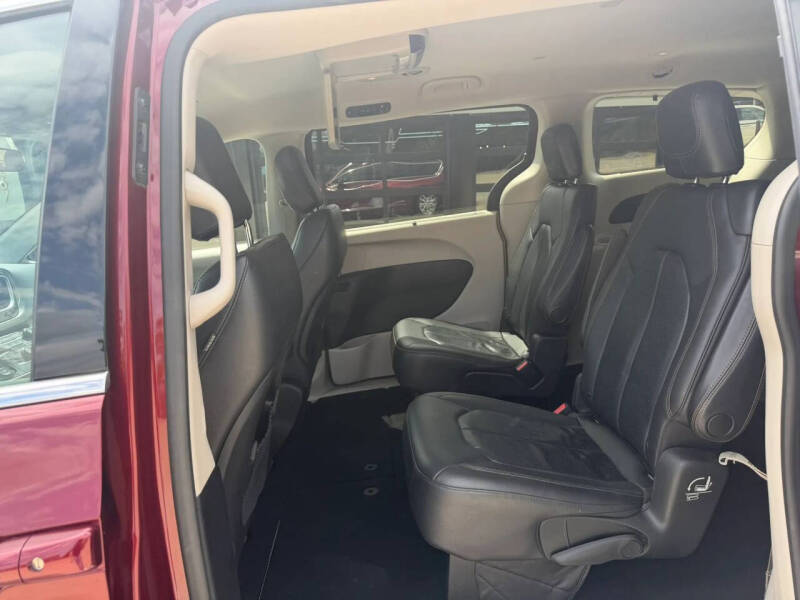 2018 Chrysler Pacifica Touring L