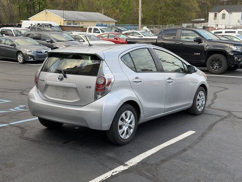 2014 Toyota Prius c One