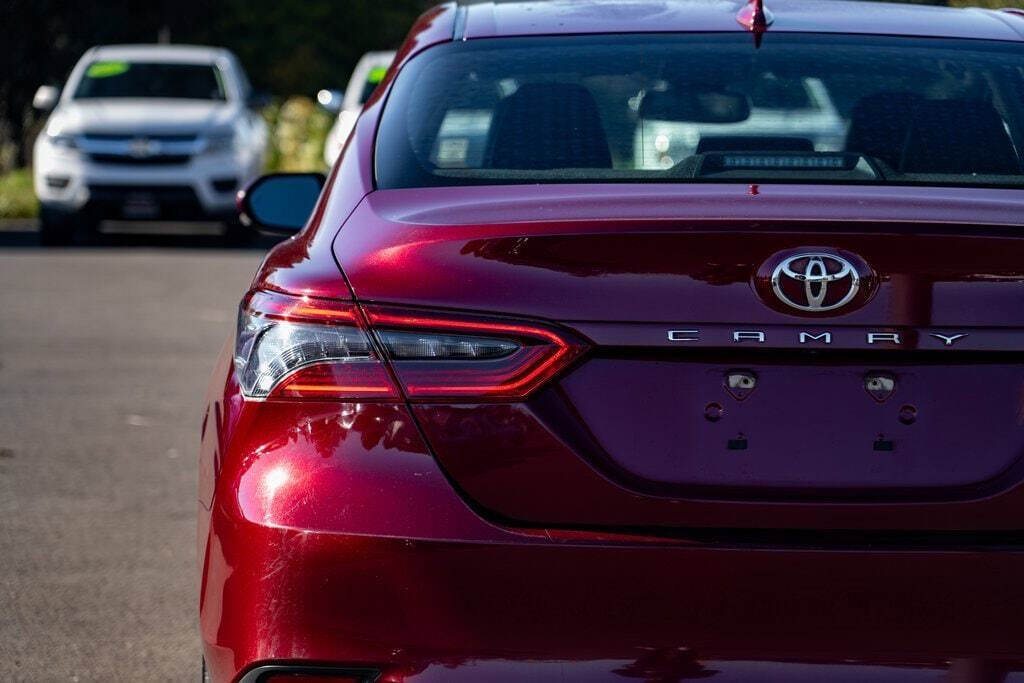 2022 Toyota Camry for sale at Auto Destination in Puyallup, WA