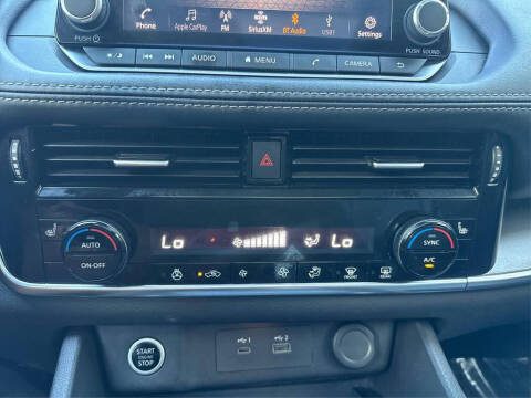 2022 Nissan Rogue SV