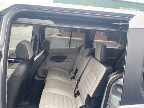 2023 Ford Transit Connect Titanium