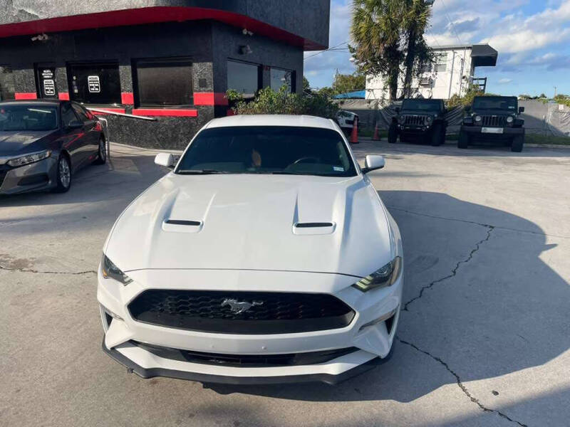2019 Ford Mustang EcoBoost
