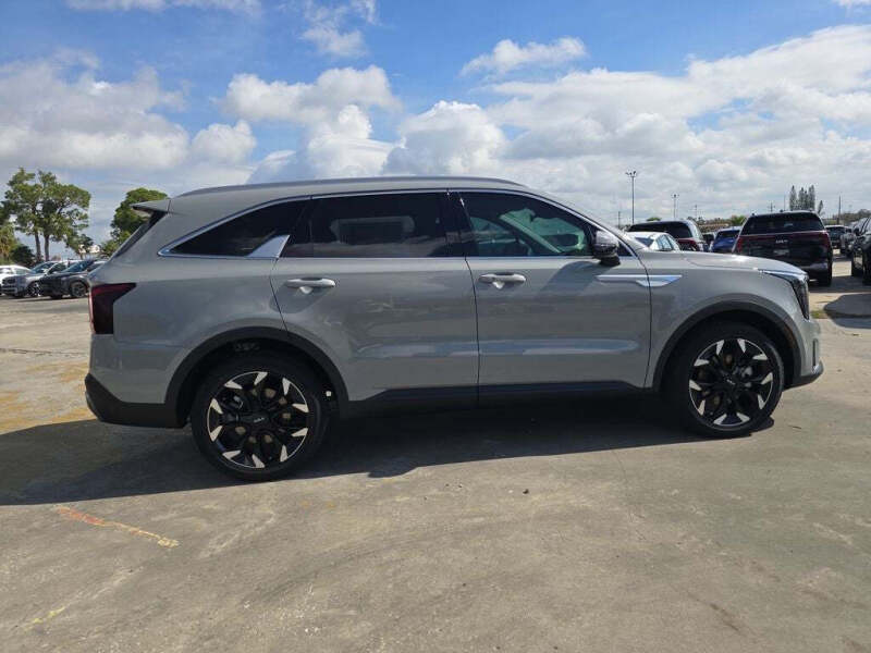 2026 Kia Sorento EX