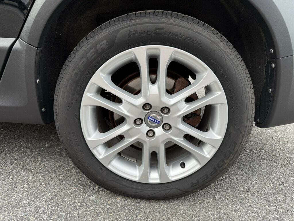 2016 Volvo XC70 11