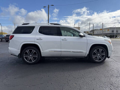 2017 GMC Acadia Denali
