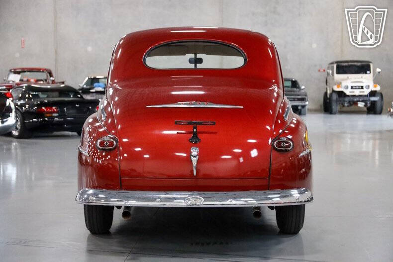 1947 Ford Deluxe