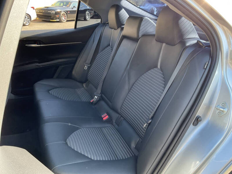 2022 Toyota Camry SE