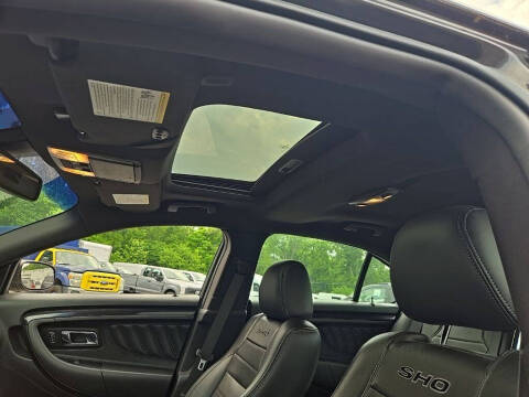 2018 Ford Taurus SHO