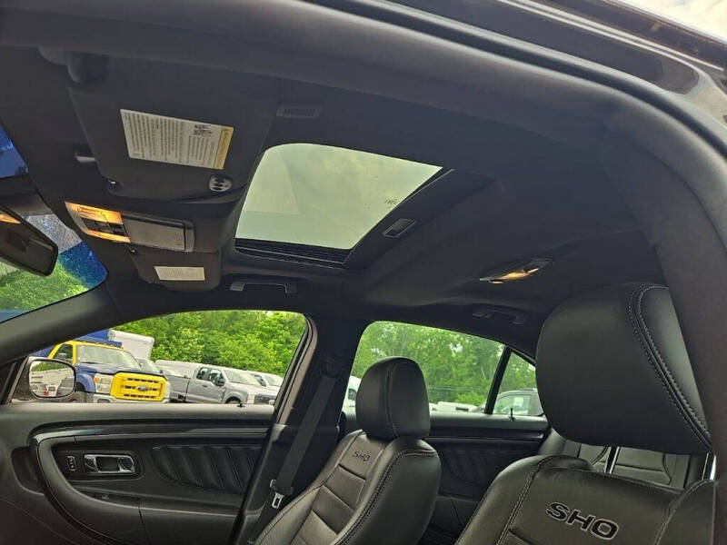 2018 Ford Taurus SHO