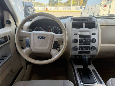 2011 Ford Escape XLT