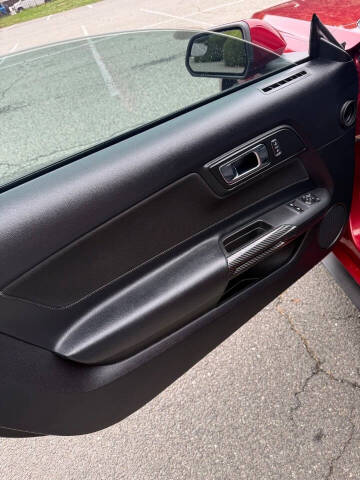 2017 Ford Mustang EcoBoost