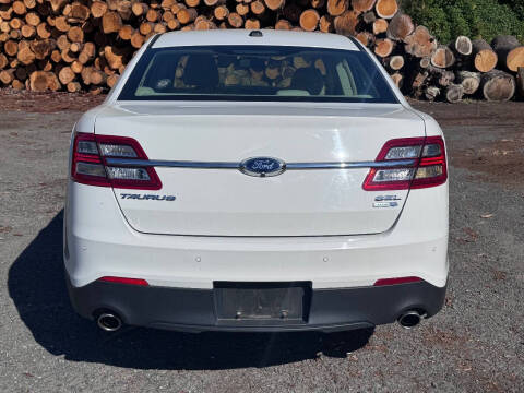 2017 Ford Taurus SEL