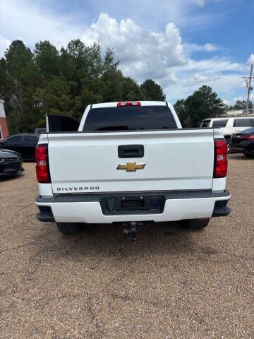 2018 Chevrolet Silverado 1500 Custom