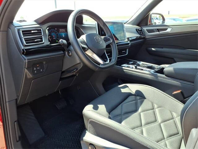 2024 Volkswagen Atlas Cross Sport SE 4Motion