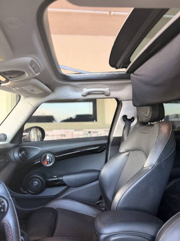 2017 MINI Hardtop 4 Door Cooper S