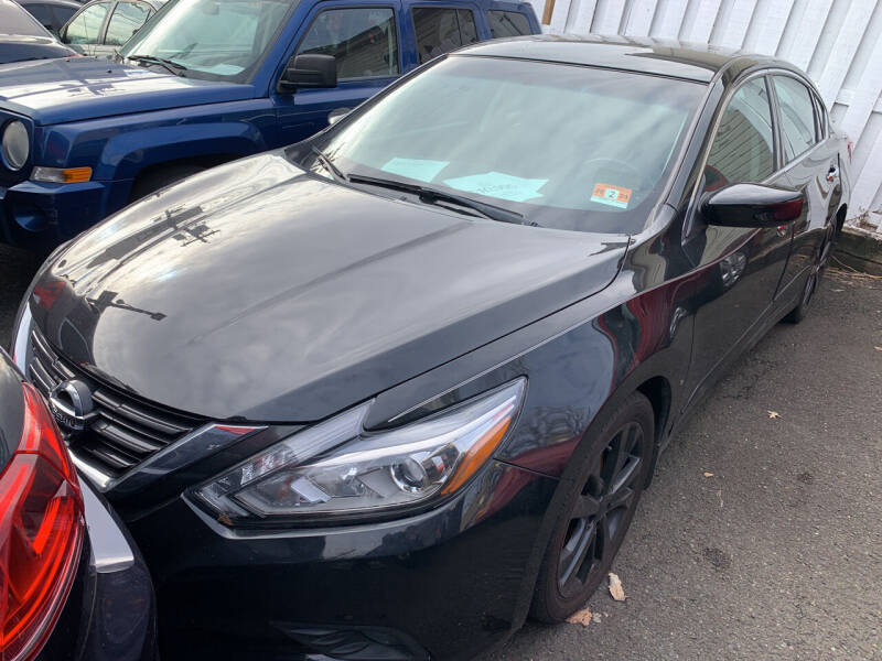 2017 Nissan Altima for sale at UNION AUTO SALES in Vauxhall NJ