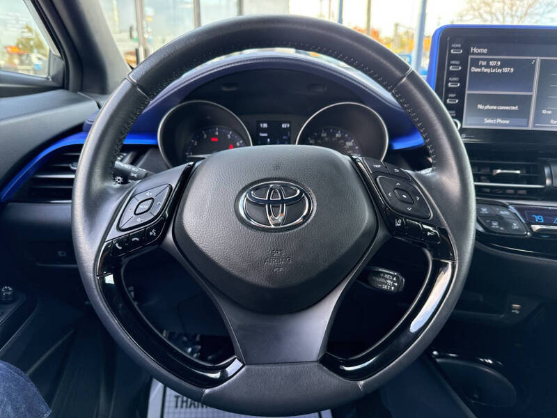 2021 Toyota C-HR XLE