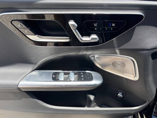 2024 Mercedes-Benz C-Class 29