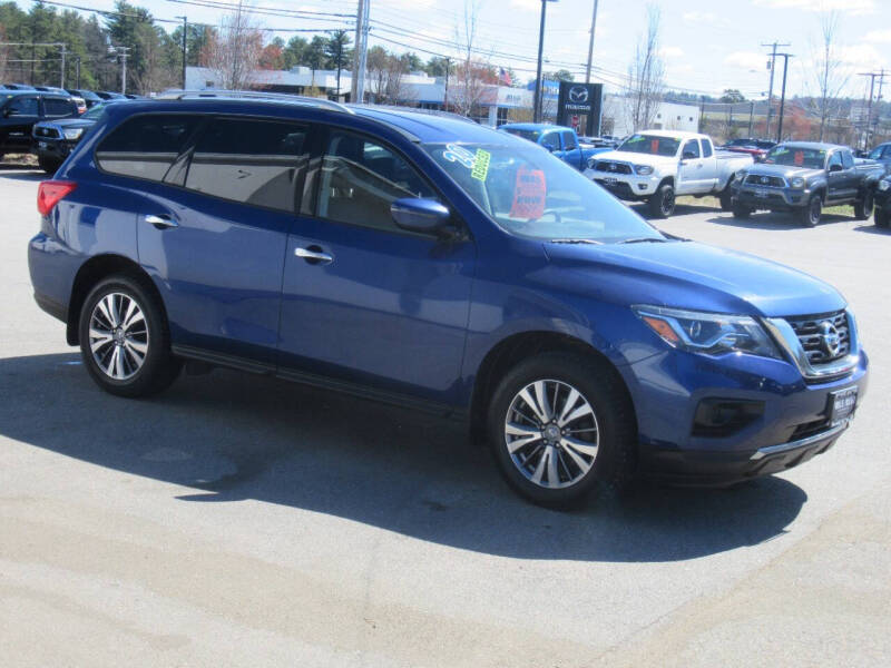 2020 Nissan Pathfinder S