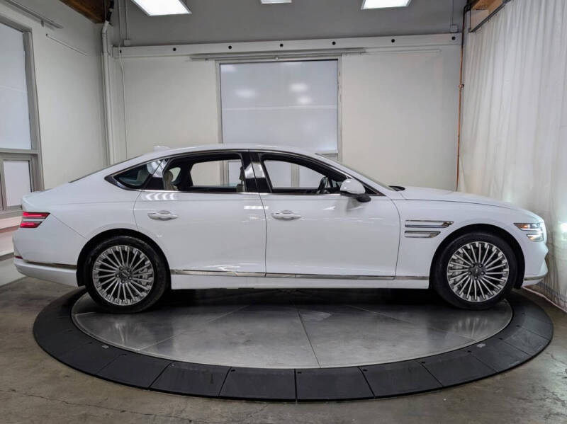 2024 Genesis Electrified G80 Advanced