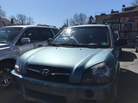 2008 Hyundai Tucson for sale at Chambers Auto Sales LLC in Trenton NJ