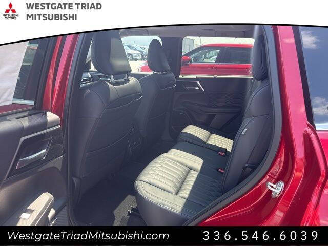 2025 Mitsubishi Outlander SEL