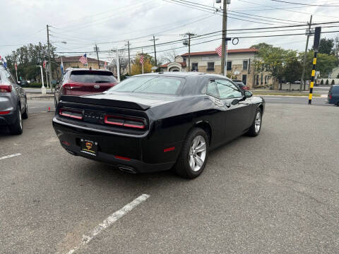 2023 Dodge Challenger SXT