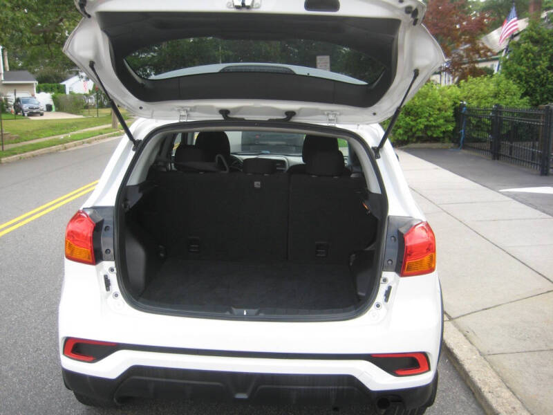 2018 Mitsubishi Outlander Sport LE