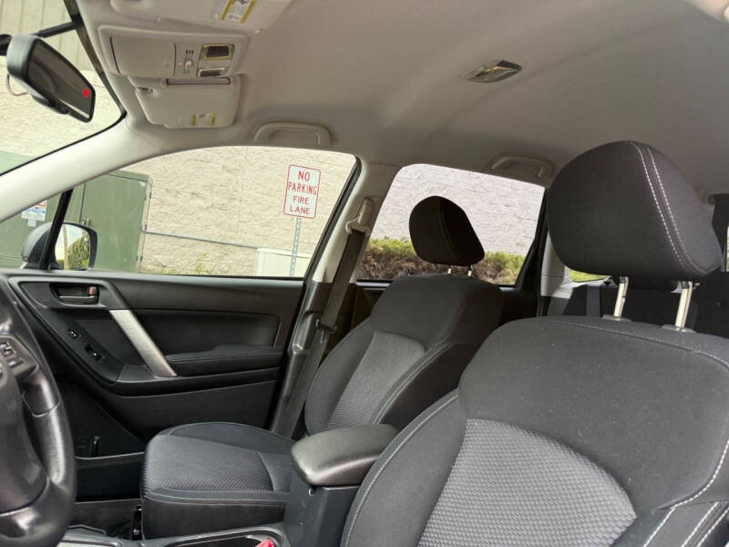 2015 Subaru Forester 2.5i