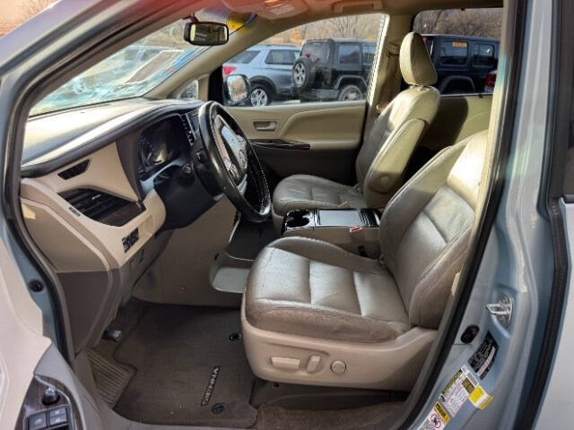 2015 Toyota Sienna