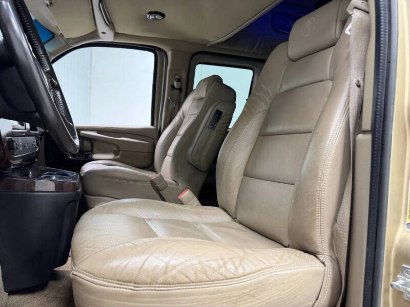 2011 GMC Savana 2500